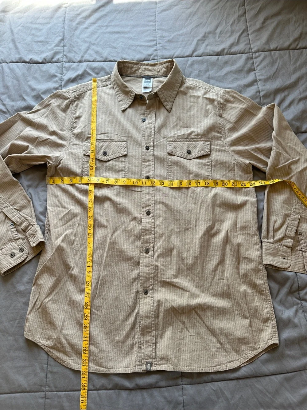 The North face Casual Long Sleeve Button-Up Shirt in Tan